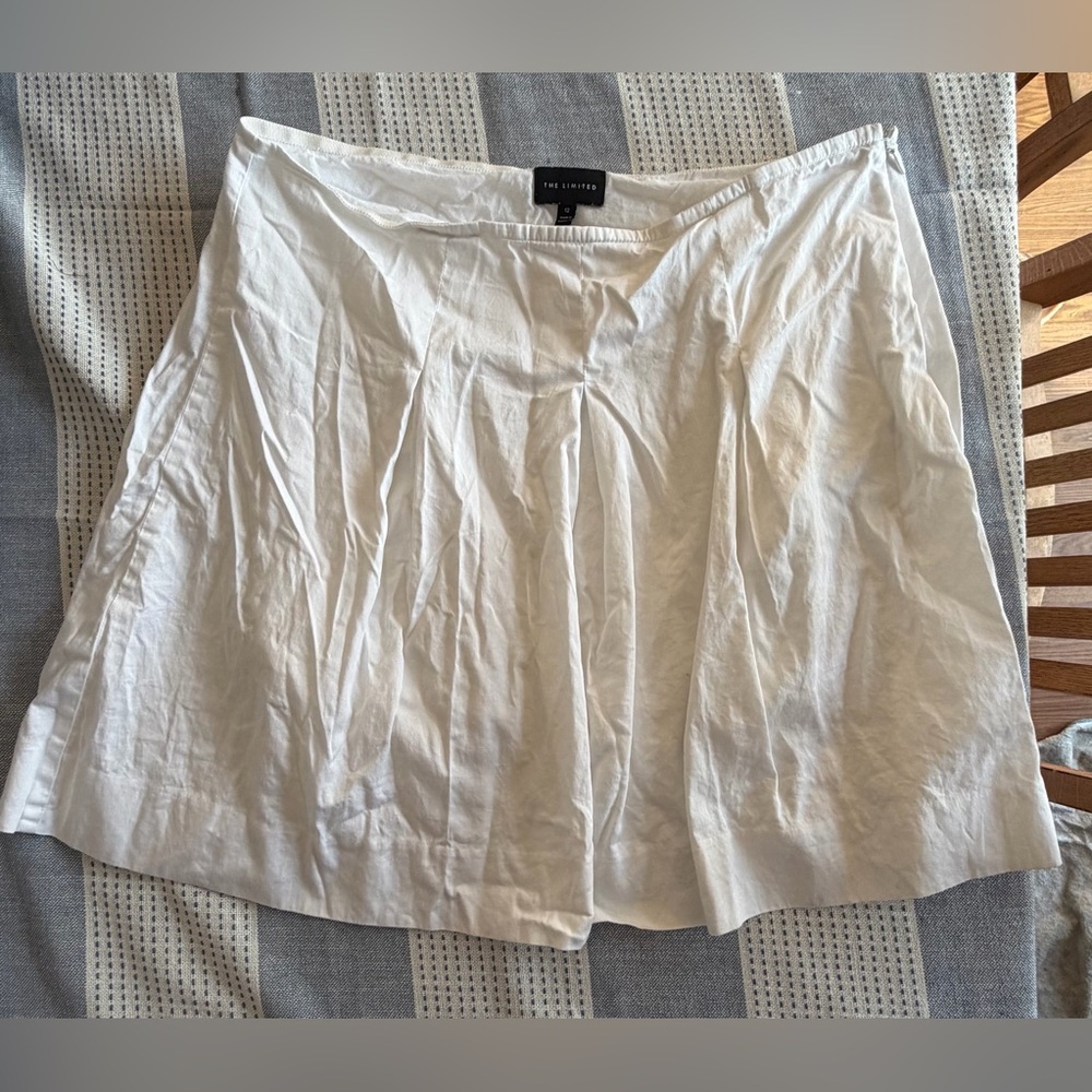 The Limited Pleated Skirt- White